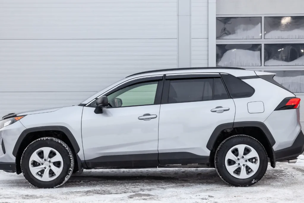 Une toyota C-HR hybride