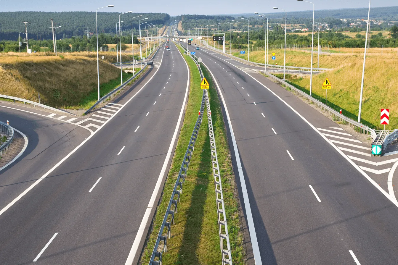 auto1-min Une autoroute