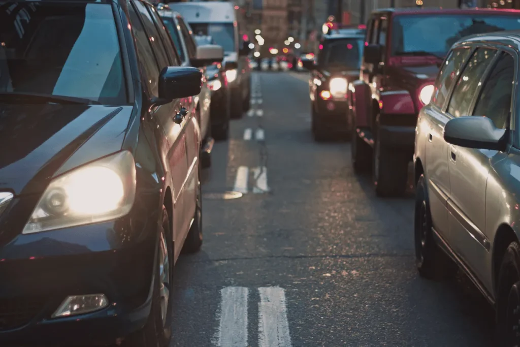 Une voiture avec carte grise