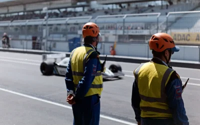 Comment devenir commissaire de course automobile ? Le guide complet 2026
